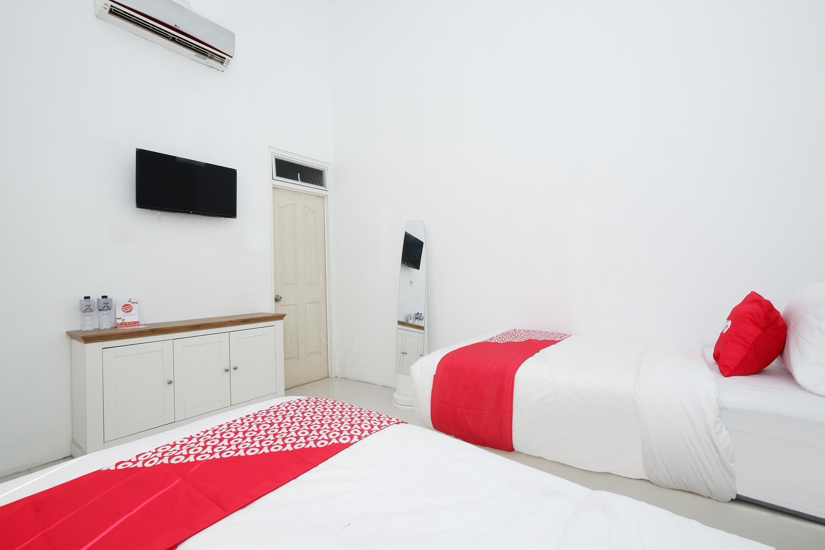 Griya Rw Family Guest House Redpartner Solo Exteriér fotografie