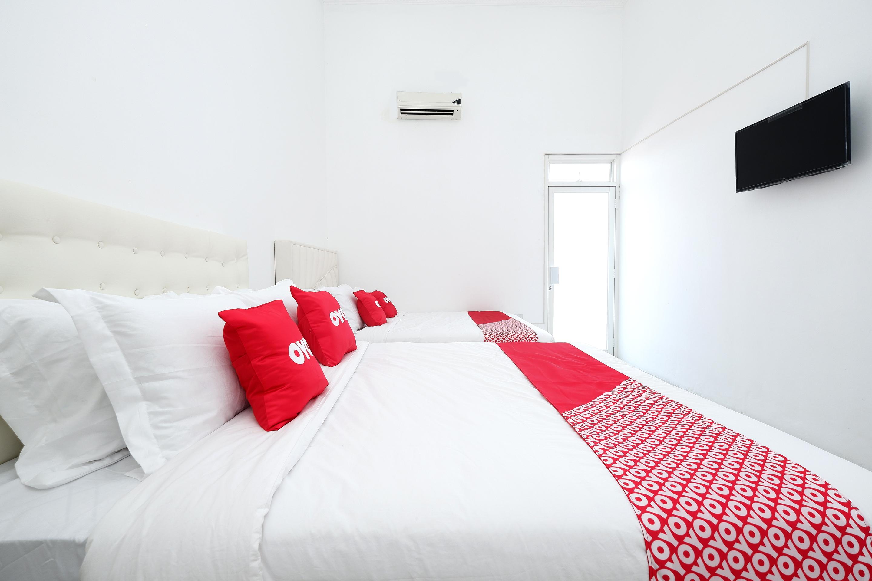 Griya Rw Family Guest House Redpartner Solo Exteriér fotografie