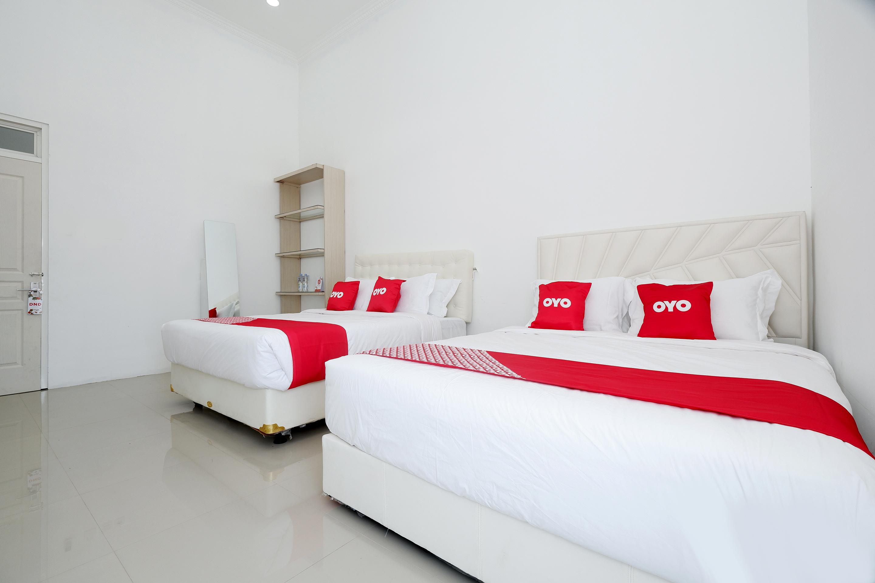 Griya Rw Family Guest House Redpartner Solo Exteriér fotografie